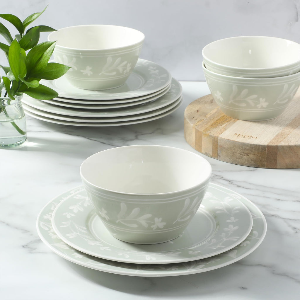 Sage Green 12-Piece Bone China Dinnerware Set X570380