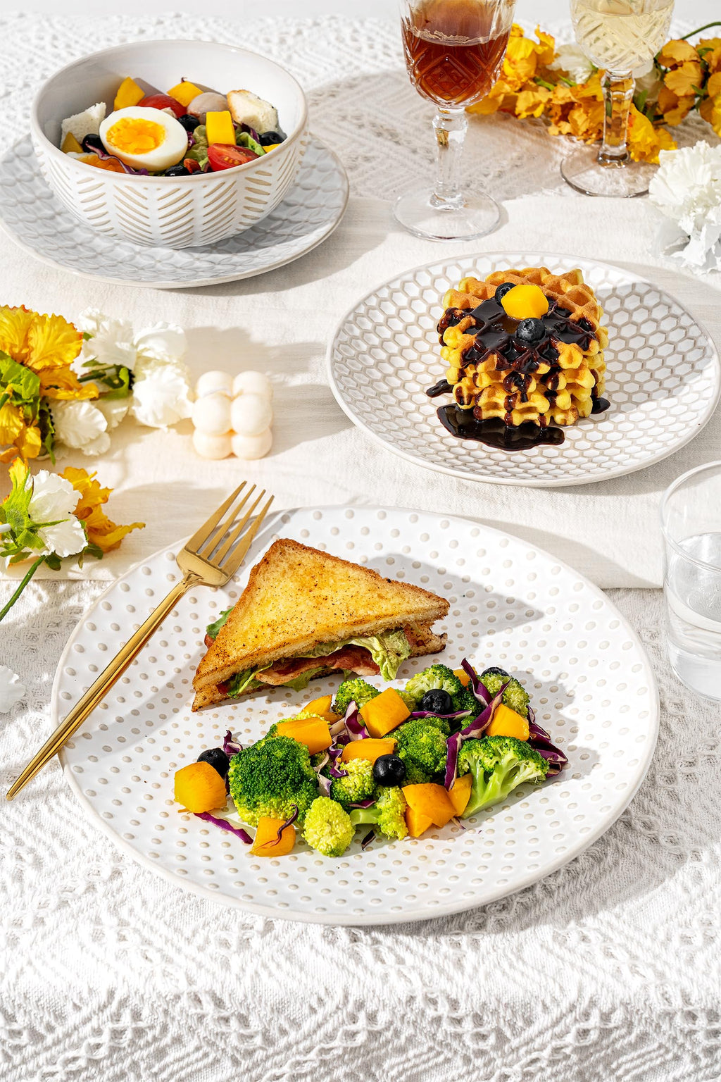 12 Piece Embossed Stoneware Dinnerware Sets for 4 P10373